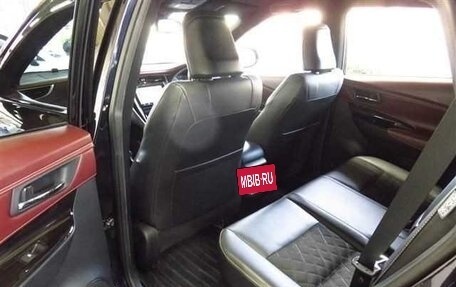 Toyota Harrier, 2019 год, 2 290 000 рублей, 13 фотография