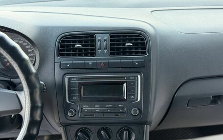 Volkswagen Polo VI (EU Market), 2013 год, 650 000 рублей, 15 фотография