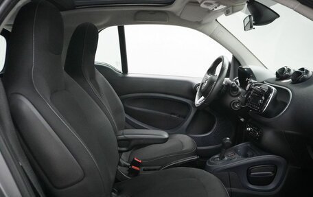 Smart Fortwo III, 2018 год, 1 250 000 рублей, 11 фотография