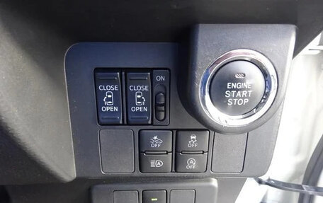 Toyota Tank I, 2020 год, 710 000 рублей, 18 фотография