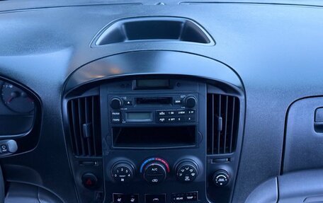 Hyundai Grand Starex Grand Starex I рестайлинг 2, 2008 год, 950 000 рублей, 18 фотография