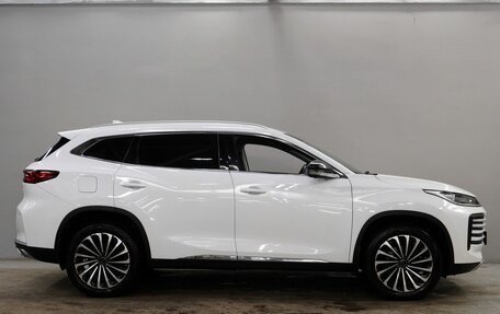 CheryExeed TXL, 2022 год, 1 900 000 рублей, 8 фотография