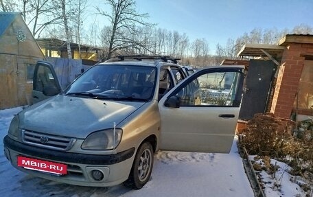 Toyota Raum I, 1997 год, 335 000 рублей, 4 фотография