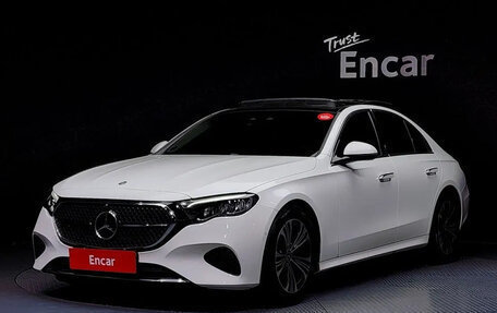 Mercedes-Benz E-Класс, 2024 год, 6 596 000 рублей, 1 фотография