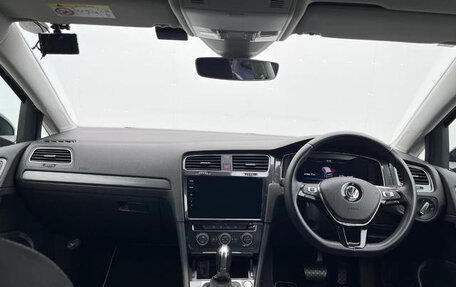 Volkswagen Golf VII, 2019 год, 1 130 000 рублей, 20 фотография