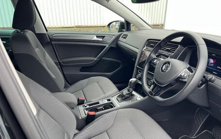 Volkswagen Golf VII, 2019 год, 1 130 000 рублей, 19 фотография