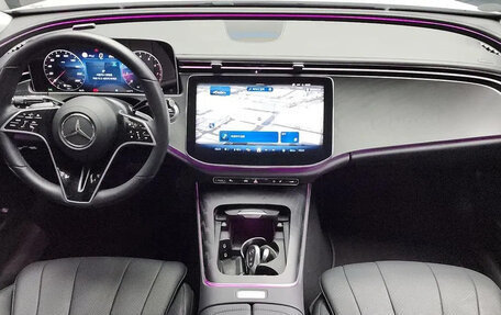 Mercedes-Benz E-Класс, 2024 год, 6 596 000 рублей, 11 фотография