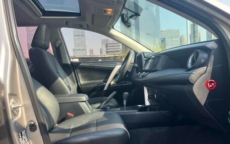 Toyota RAV4, 2017 год, 2 090 000 рублей, 8 фотография