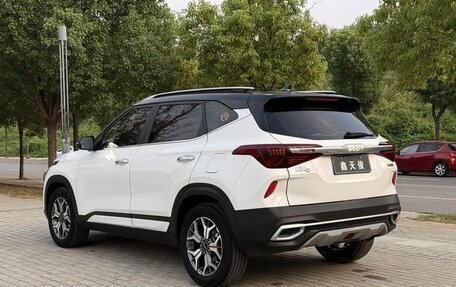 KIA Seltos I, 2022 год, 1 650 001 рублей, 6 фотография