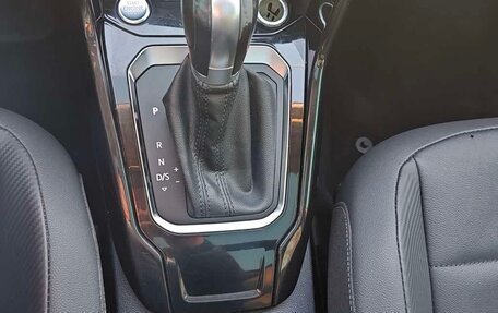 Volkswagen T-Roc I, 2022 год, 1 900 000 рублей, 21 фотография