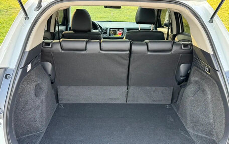 Honda Vezel, 2022 год, 1 290 008 рублей, 13 фотография