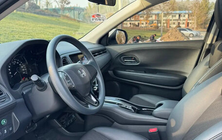 Honda Vezel, 2022 год, 1 290 008 рублей, 8 фотография