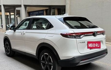 Honda Vezel, 2023 год, 1 750 008 рублей, 4 фотография
