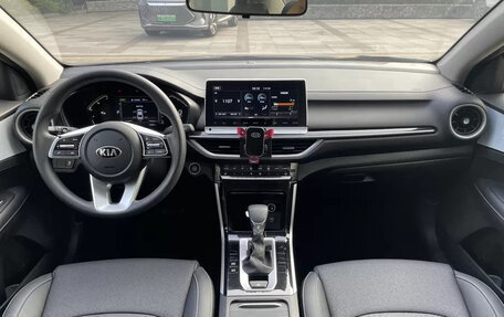 KIA K3, 2022 год, 1 560 001 рублей, 13 фотография