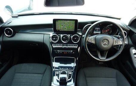 Mercedes-Benz C-Класс, 2018 год, 1 780 001 рублей, 11 фотография