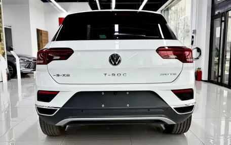 Volkswagen T-Roc I, 2022 год, 1 980 009 рублей, 5 фотография