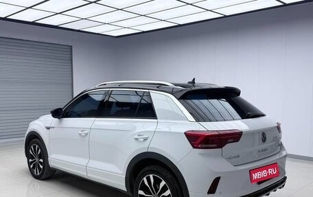 Volkswagen T-Roc I, 2022 год, 1 550 300 рублей, 4 фотография