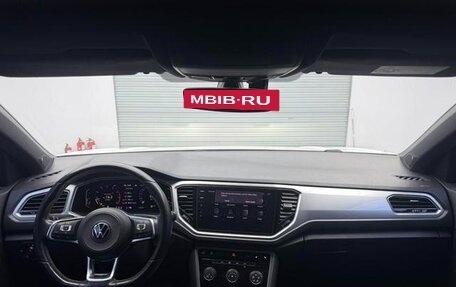 Volkswagen T-Roc I, 2022 год, 1 550 300 рублей, 6 фотография