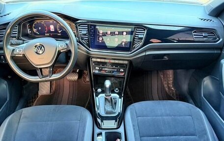 Volkswagen T-Roc I, 2022 год, 1 600 300 рублей, 8 фотография