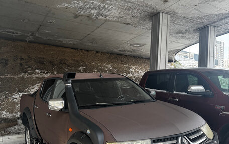 Mitsubishi L200 IV рестайлинг, 2014 год, 1 500 000 рублей, 2 фотография