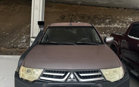 Mitsubishi L200 IV рестайлинг, 2014 год, 1 500 000 рублей, 5 фотография