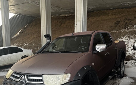 Mitsubishi L200 IV рестайлинг, 2014 год, 1 500 000 рублей, 3 фотография