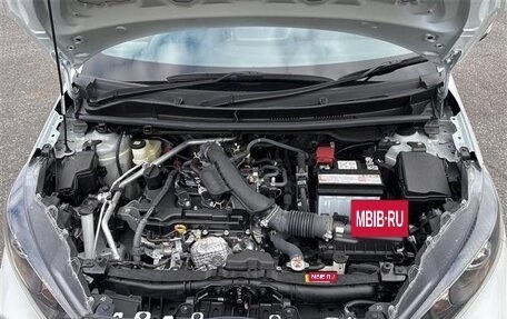 Toyota Yaris, 2023 год, 870 001 рублей, 14 фотография