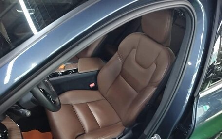 Volvo XC60 II, 2024 год, 4 340 325 рублей, 10 фотография