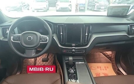 Volvo XC60 II, 2024 год, 4 350 325 рублей, 7 фотография