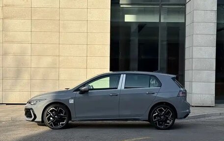 Volkswagen Golf VIII, 2025 год, 2 840 000 рублей, 4 фотография