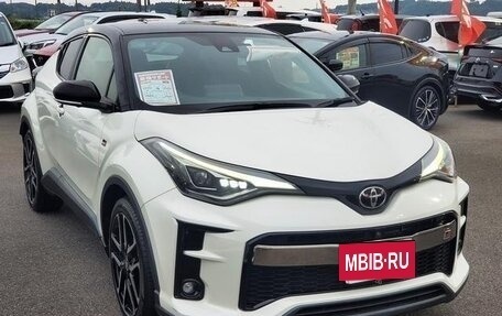 Toyota C-HR I рестайлинг, 2021 год, 1 210 000 рублей, 3 фотография