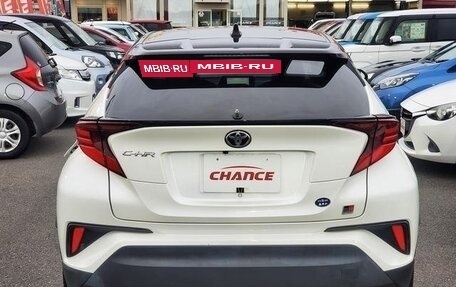 Toyota C-HR I рестайлинг, 2021 год, 1 210 000 рублей, 5 фотография