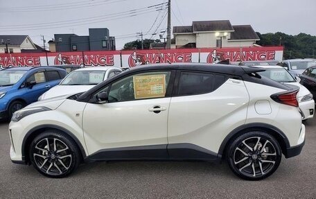 Toyota C-HR I рестайлинг, 2021 год, 1 210 000 рублей, 7 фотография