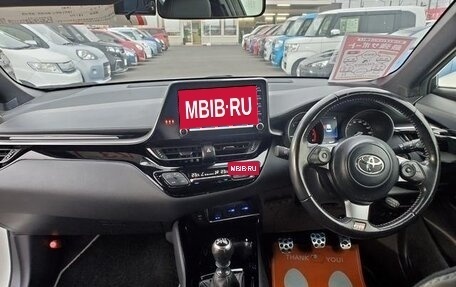 Toyota C-HR I рестайлинг, 2021 год, 1 210 000 рублей, 10 фотография