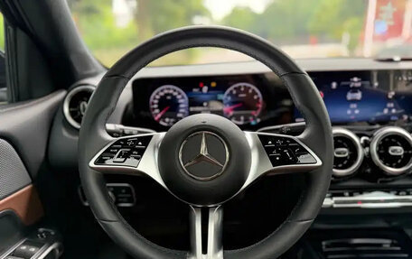 Mercedes-Benz GLB, 2022 год, 3 240 001 рублей, 13 фотография