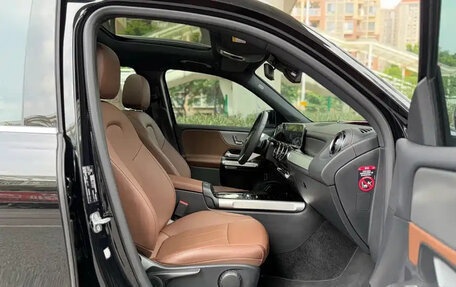 Mercedes-Benz GLB, 2022 год, 3 240 001 рублей, 18 фотография