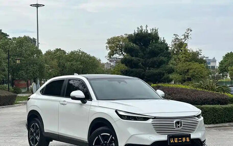 Honda Vezel, 2023 год, 1 850 001 рублей, 3 фотография