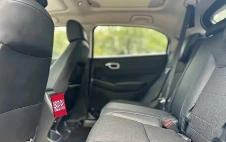 Honda Vezel, 2023 год, 1 850 001 рублей, 15 фотография