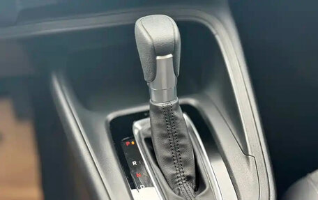 Honda Vezel, 2023 год, 1 850 001 рублей, 16 фотография