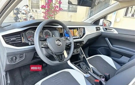 Volkswagen Polo, 2022 год, 1 250 001 рублей, 8 фотография