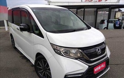 Honda Stepwgn IV, 2017 год, 1 690 000 рублей, 1 фотография