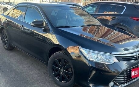 Toyota Camry, 2015 год, 2 100 000 рублей, 1 фотография