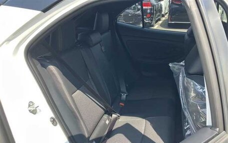 Toyota Yaris Cross, 2022 год, 1 450 000 рублей, 11 фотография