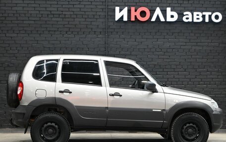 Chevrolet Niva I рестайлинг, 2012 год, 495 000 рублей, 8 фотография