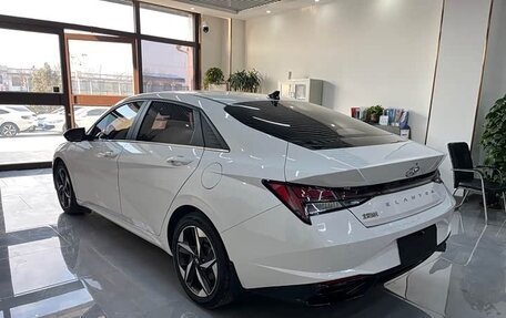 Hyundai Elantra, 2022 год, 1 557 153 рублей, 4 фотография