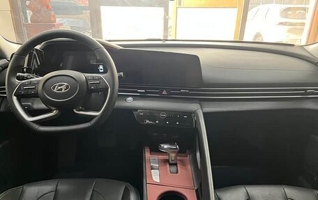 Hyundai Elantra, 2022 год, 1 557 153 рублей, 7 фотография