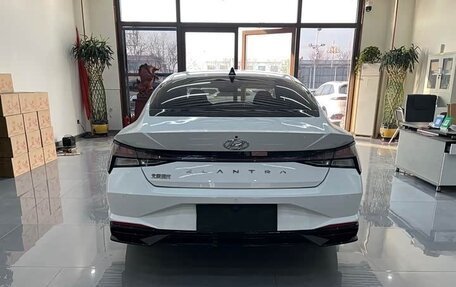 Hyundai Elantra, 2022 год, 1 557 153 рублей, 6 фотография