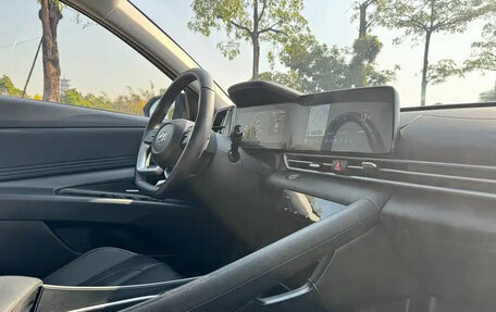 Hyundai Elantra, 2021 год, 1 095 000 рублей, 13 фотография