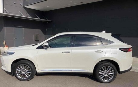 Toyota Harrier, 2020 год, 2 244 000 рублей, 2 фотография