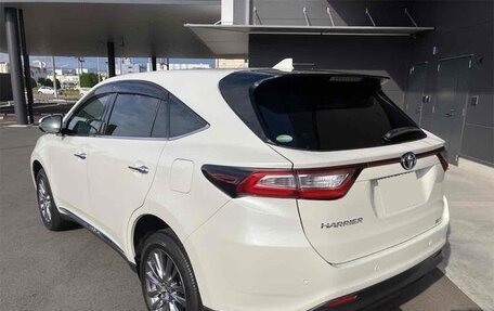 Toyota Harrier, 2020 год, 2 244 000 рублей, 3 фотография